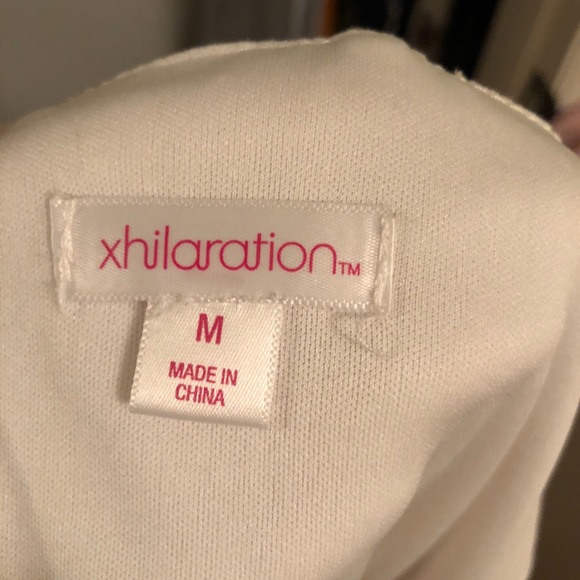 White and tan stripe romper - Picture 5 of 5